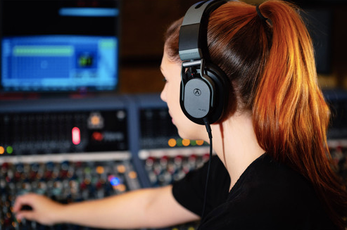 Austrian Audio Hi-X55 Professional Headphone with closed design 